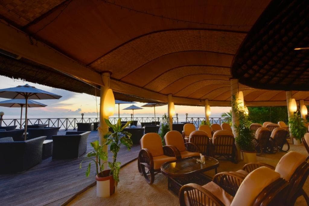 Angaga Island Resort and Spa - 26