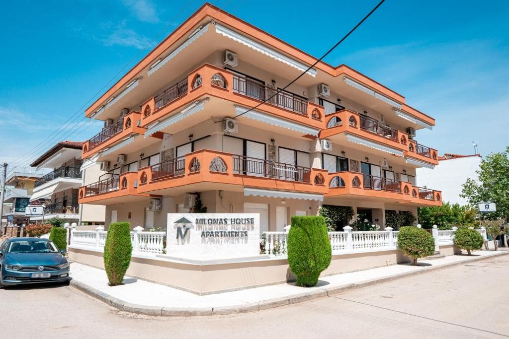 Milonas House Apartments - 1