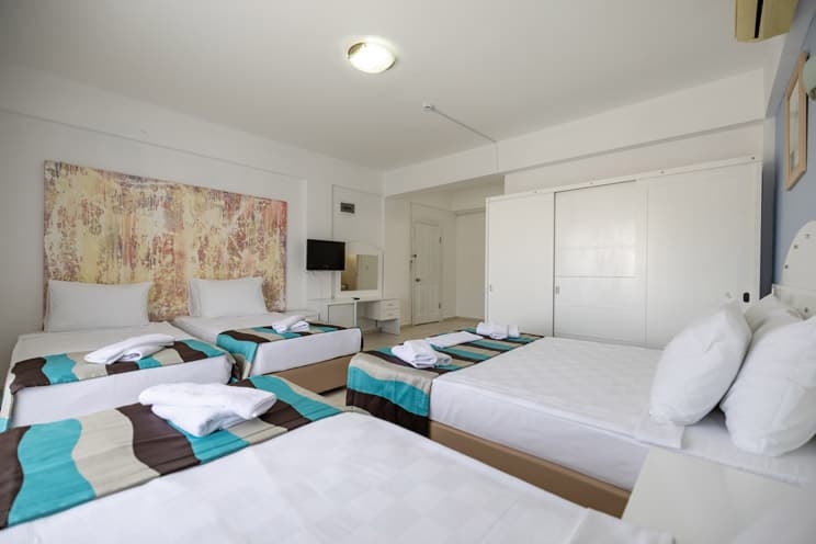 MaxSea Beach Hotel - 3