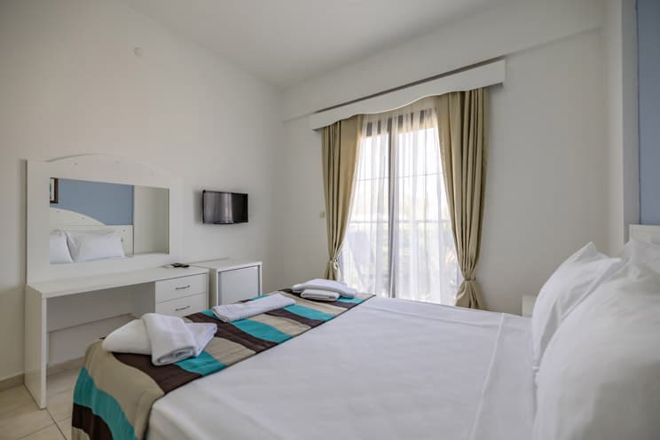 MaxSea Beach Hotel - 5