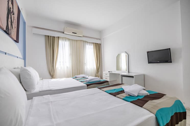 MaxSea Beach Hotel - 8