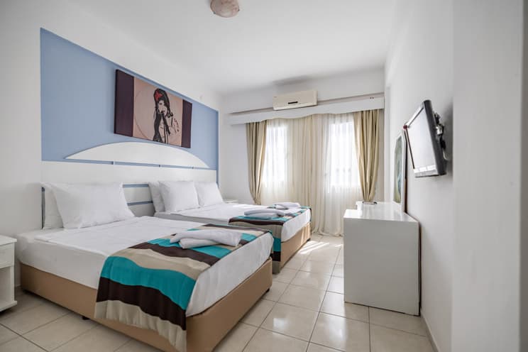 MaxSea Beach Hotel - 9