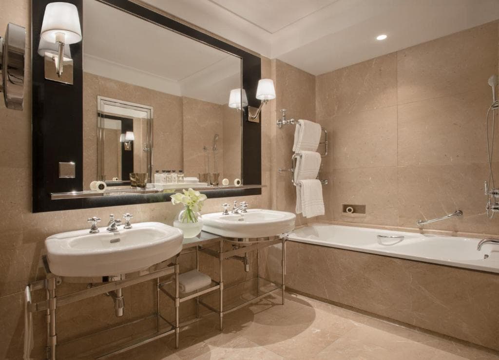 Four Seasons Hotel Ritz Lisbon - 36