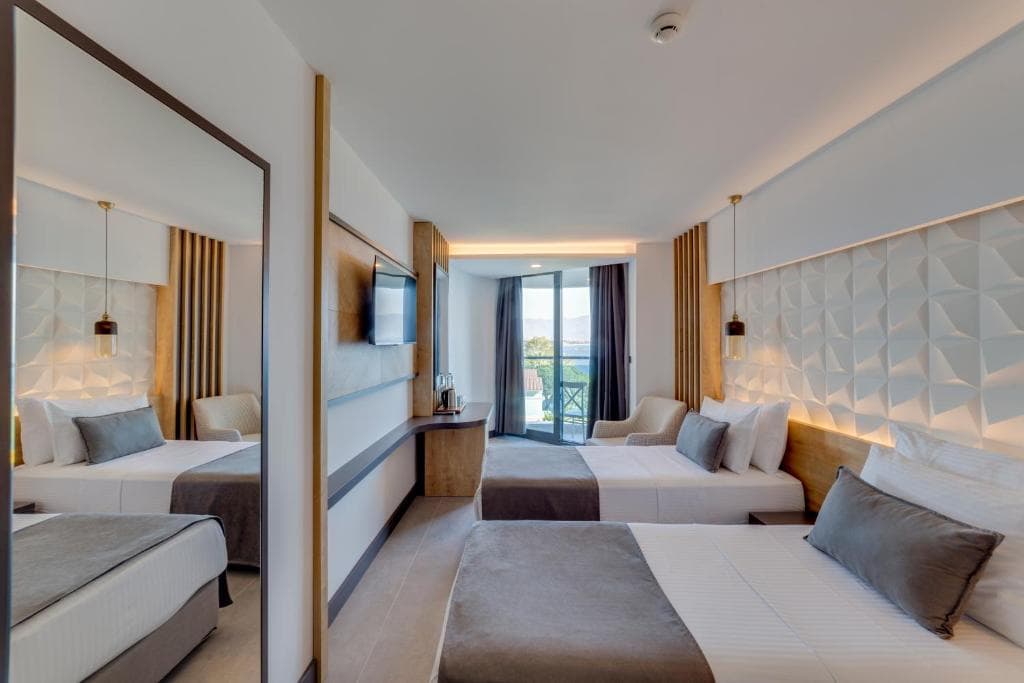 Signature Blue Resort - 8