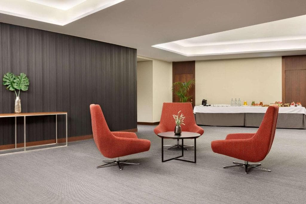 Ramada by Wyndham Lisbon - 26