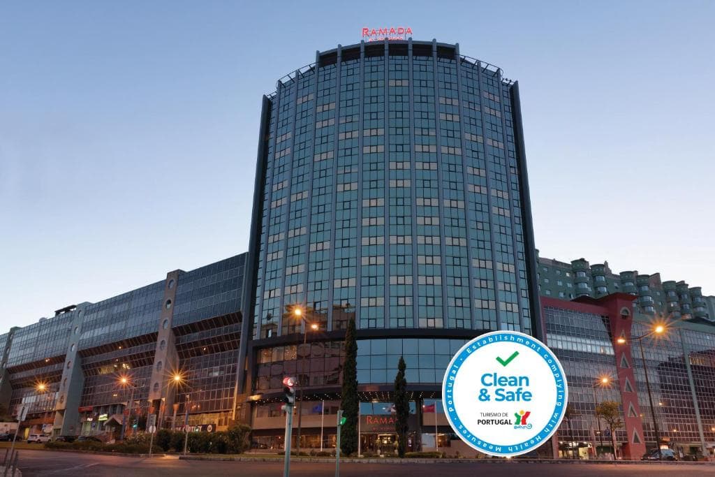Ramada by Wyndham Lisbon - 36