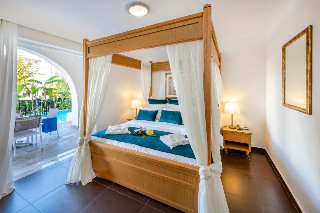 Peridis Family Resort - 2