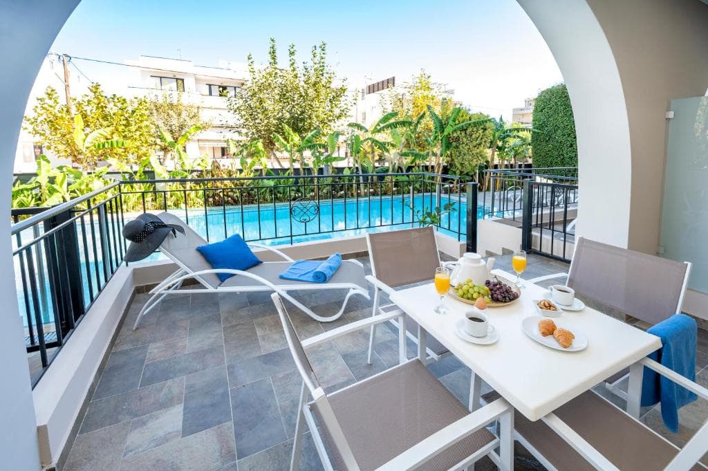 Peridis Family Resort - 4