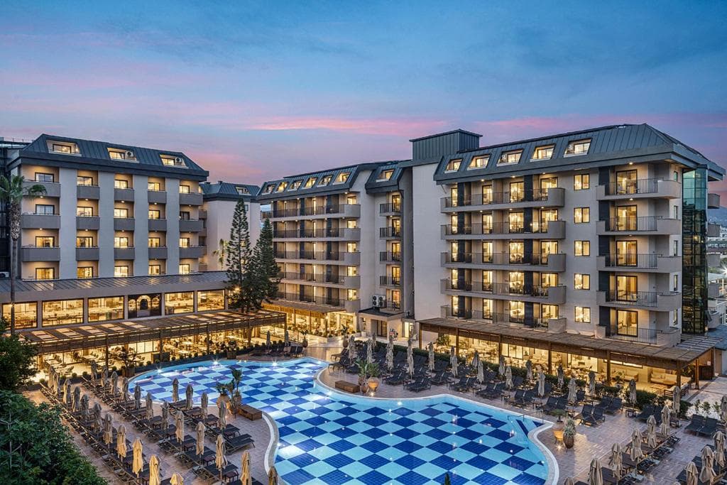 Villa Sunflower Beach Hotel