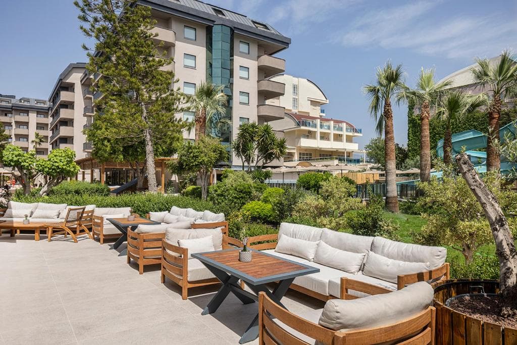 Villa Sunflower Beach Hotel - 3