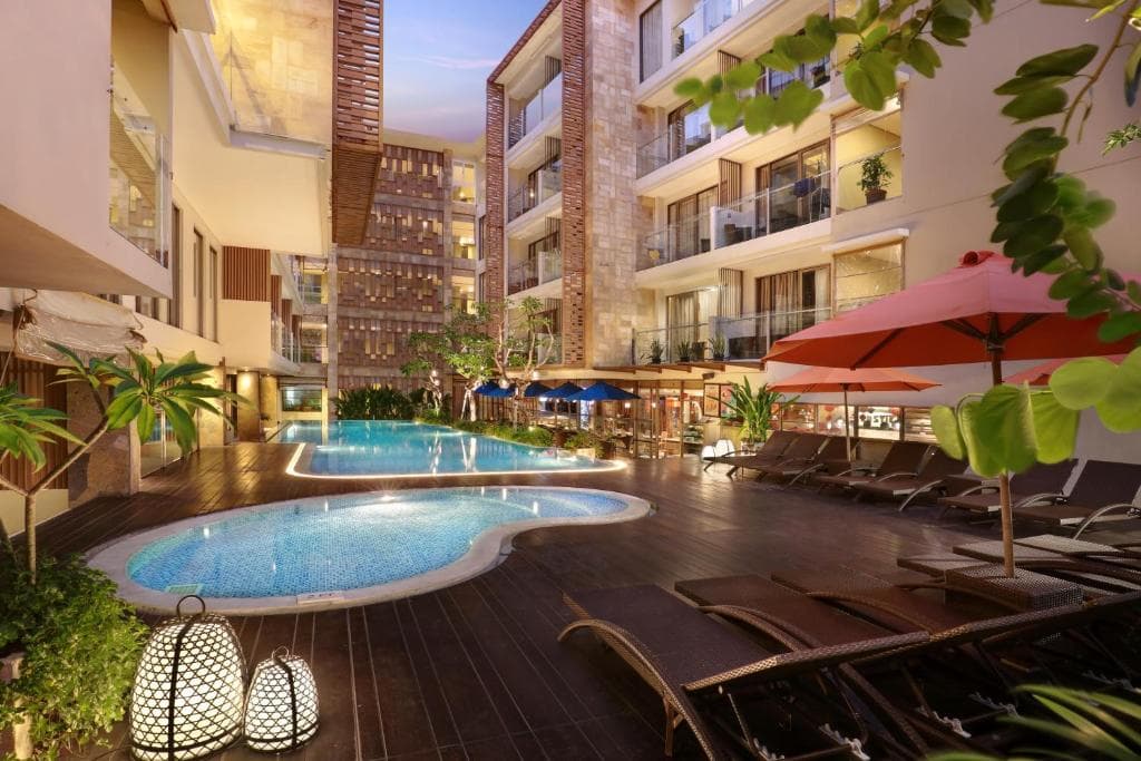 Harper Kuta Hotel by ASTON - 1