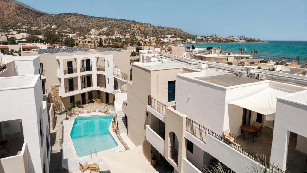 Nami Hotel & Suites - 1