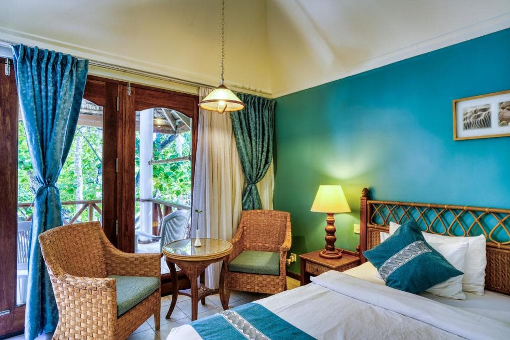 Sejur Maldive - Fihalhohi Island Resort - 35