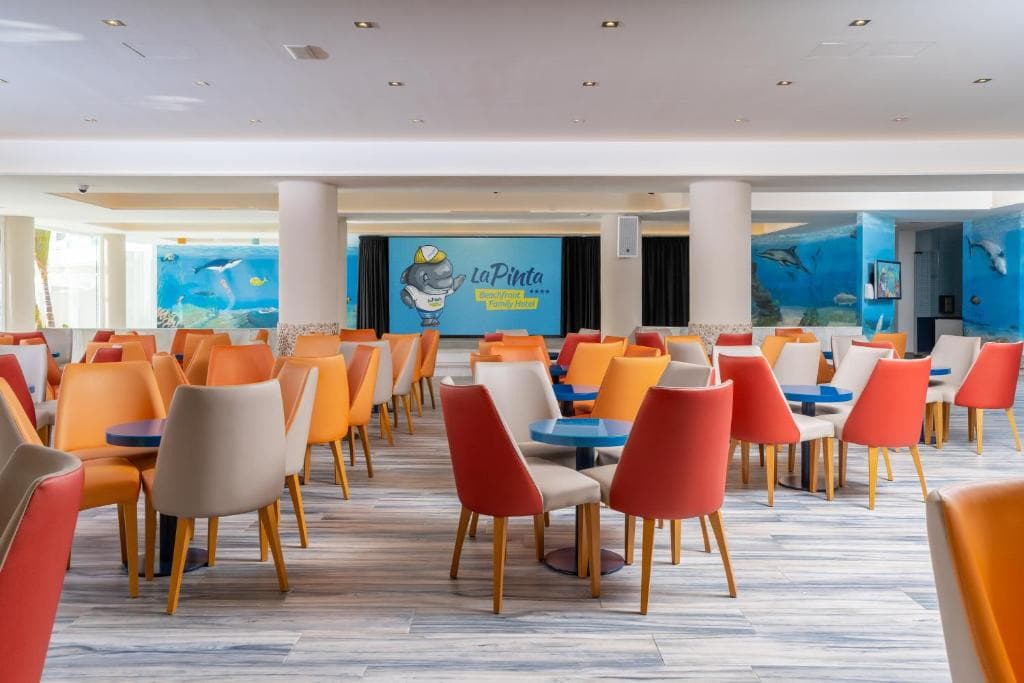 Hovima La Pinta Beachfront Family Hotel - 22