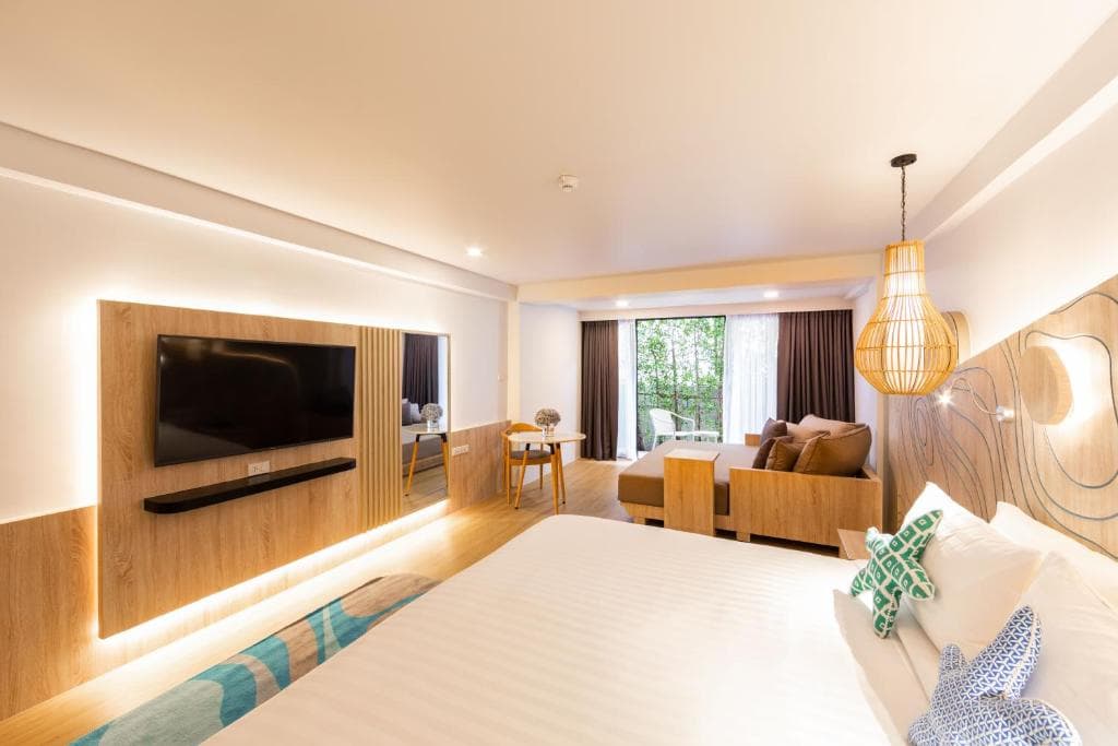 Hotel LIV Phuket Patong Beachfront - 39