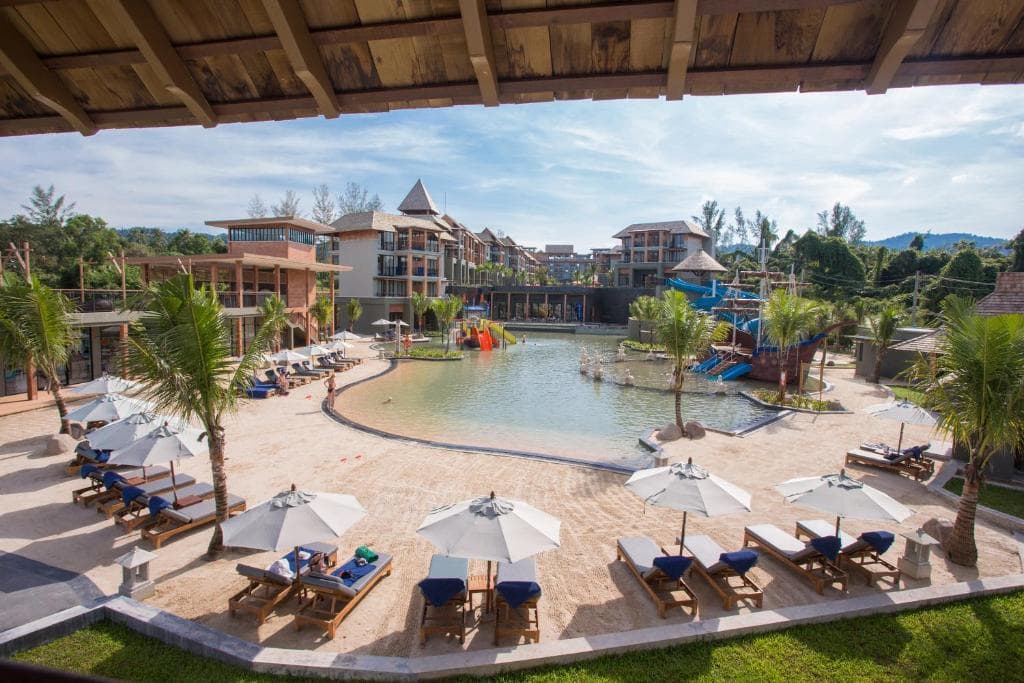 Mai Khaolak Beach Resort & Spa - 12