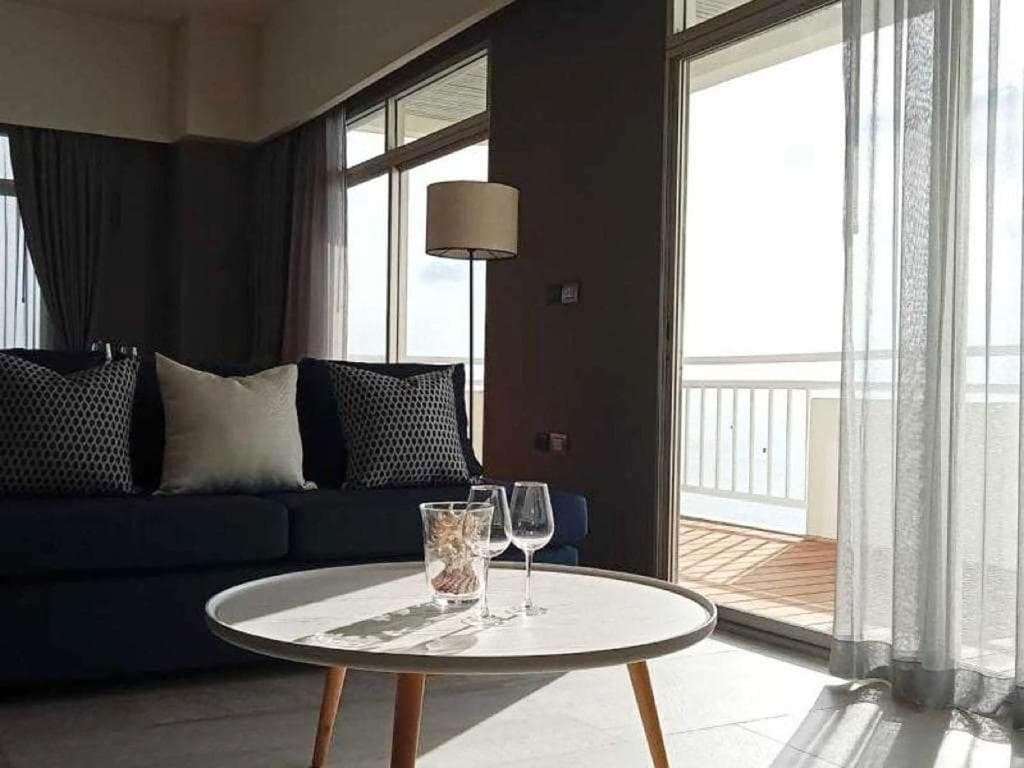 Waterfront Suites Phuket by Centara - 39