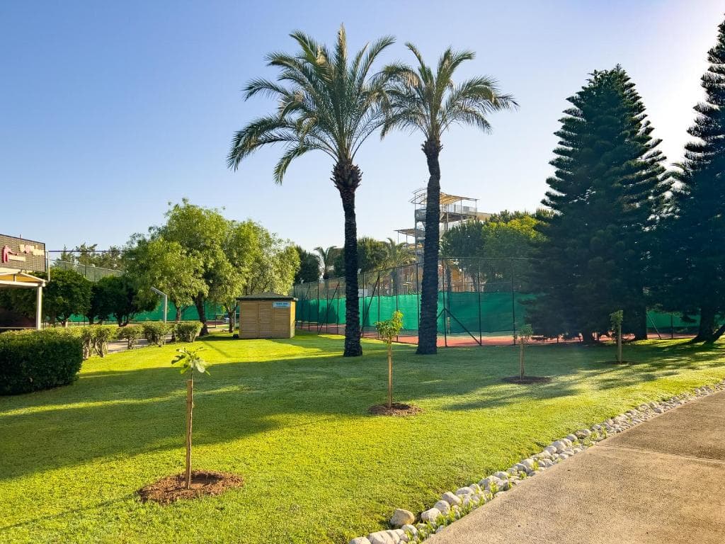 TT Hotels Pegasos World - 16