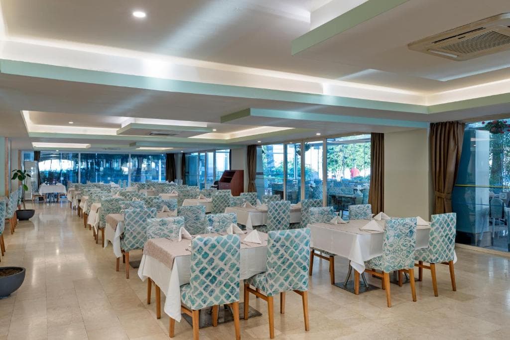 Sealight Resort Hotel - 38