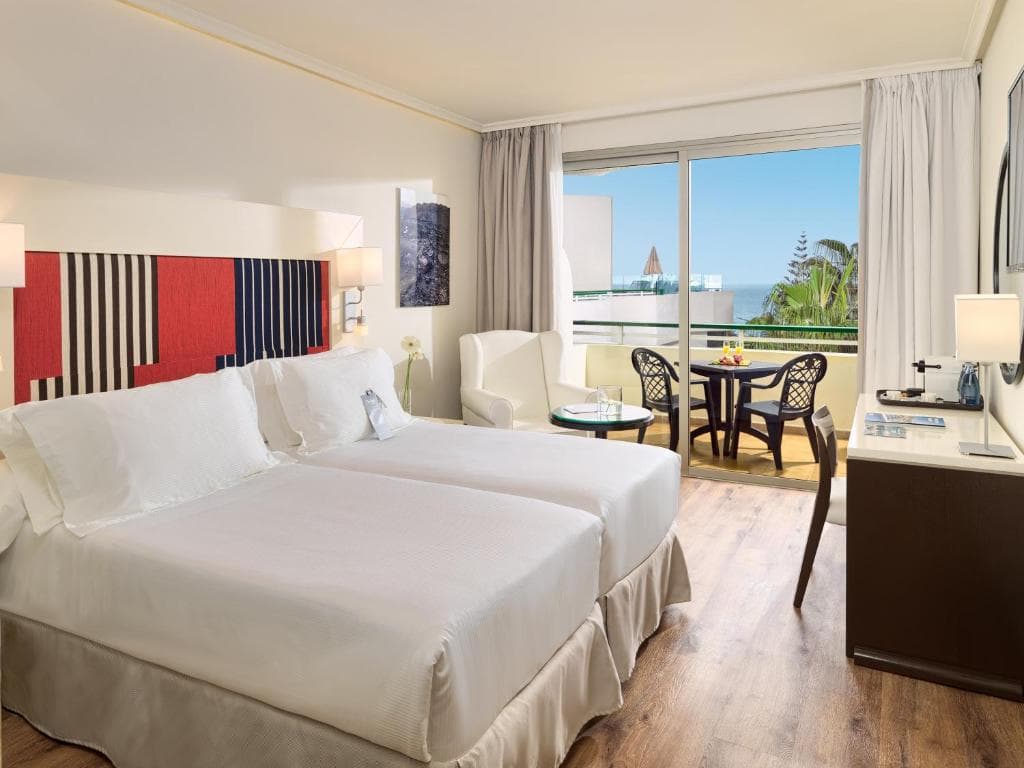 Hotel H10 Las Palmeras. - 24