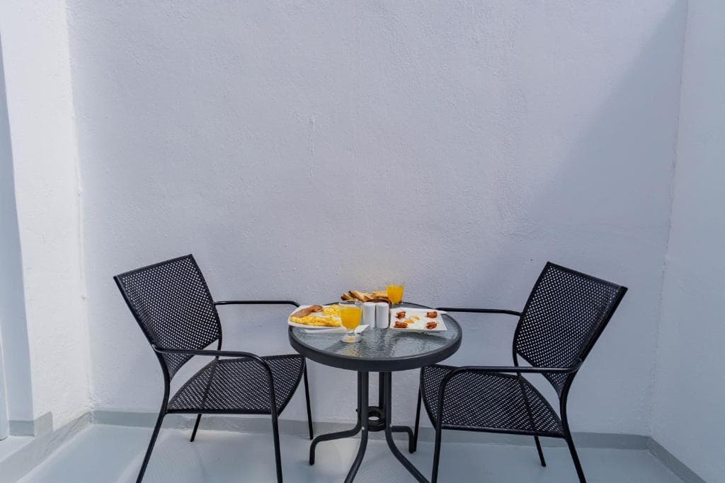 Central Fira Suites - 28