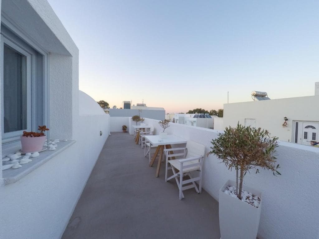 Central Fira Suites - 30