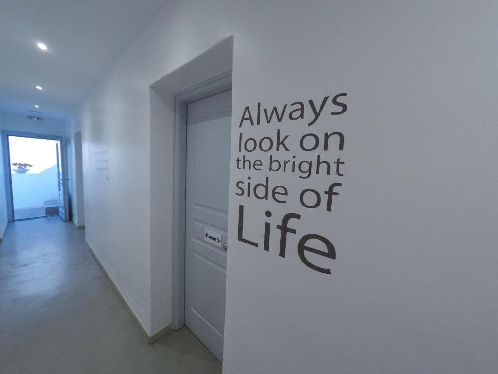 Central Fira Suites - 34