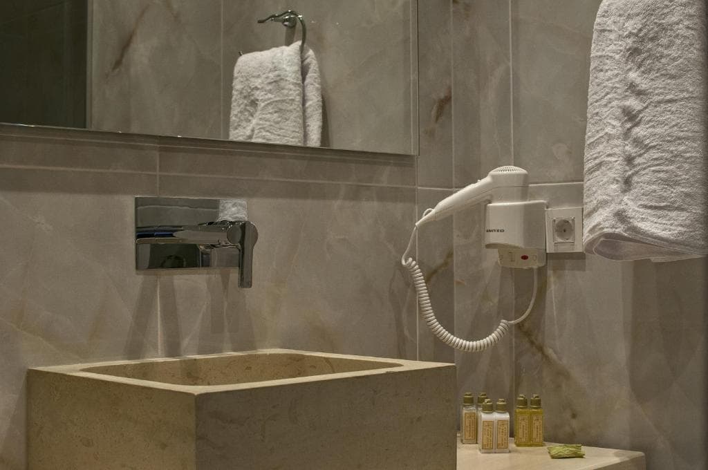 Elia Zampeliou Hotel - 7