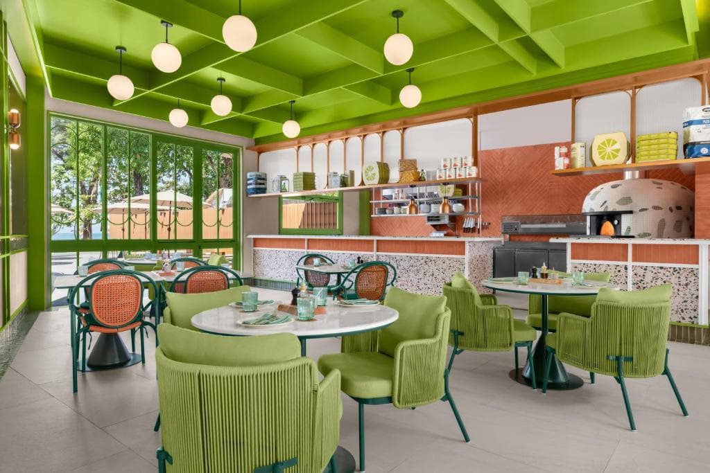 Courtyard by Marriott Phuket Resort, Patong Beach - 2