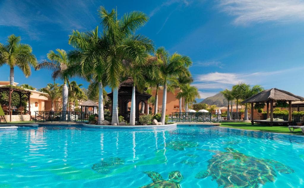 Green Garden Resort & Suites - 7
