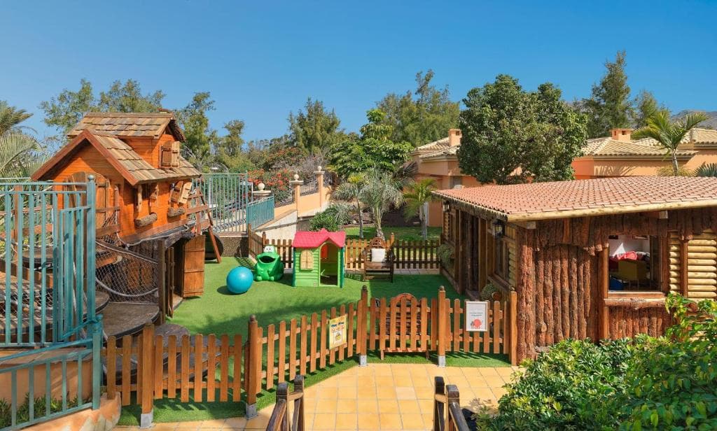 Green Garden Resort & Suites - 21