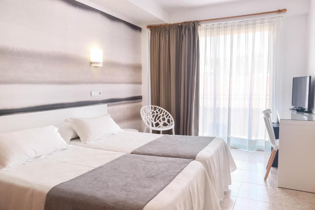 KAKTUS Hotel Volga - Adults Recommended - 16