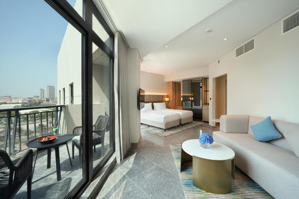 Arabian Park Dubai, an Edge by Rotana Hotel - 3