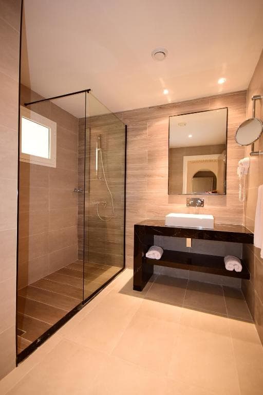 Hotel Delfino Beach - 3