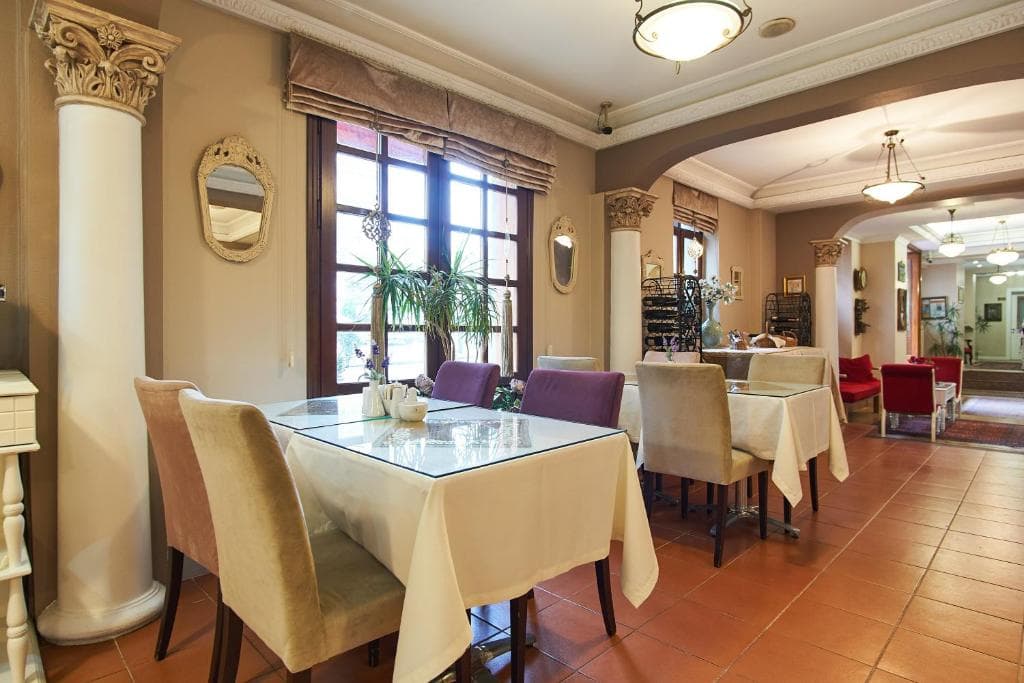 Celal Sultan Hotel - 8