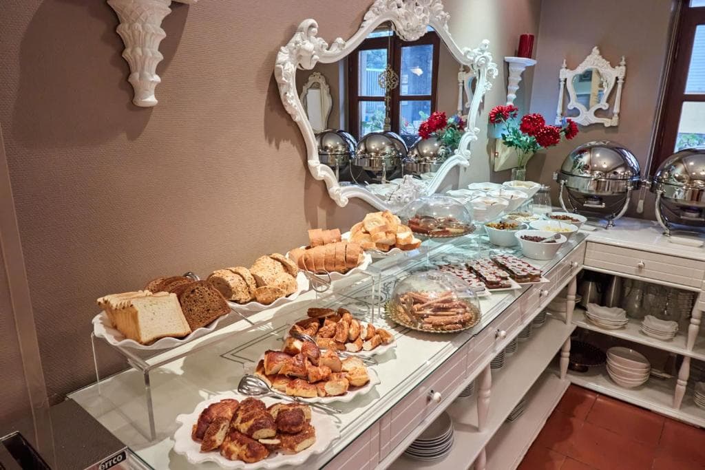Celal Sultan Hotel - 16