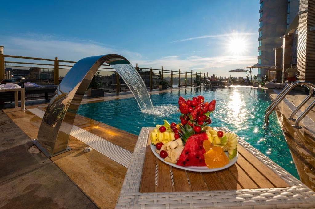 Ramada By Wyndham Istanbul Pera Taksim - 2