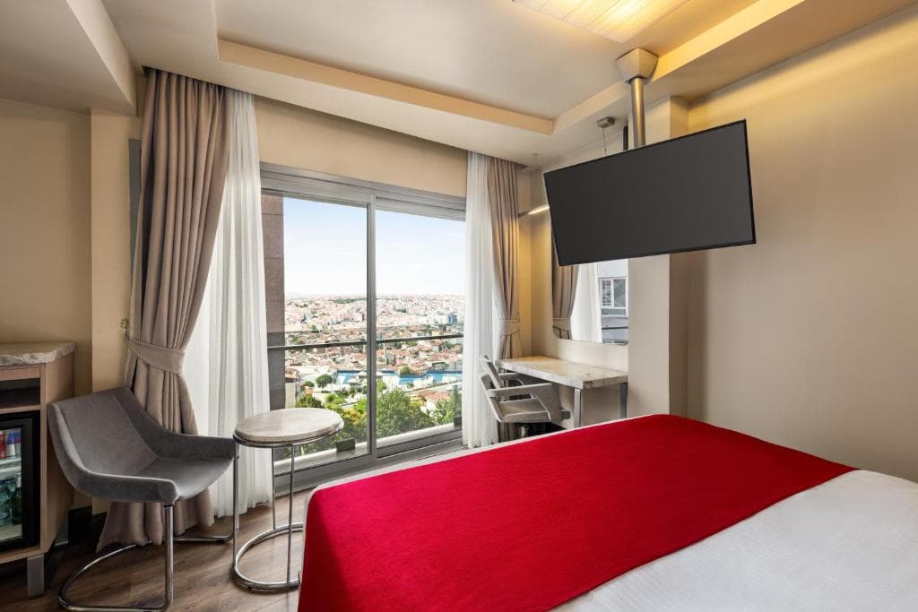 Ramada By Wyndham Istanbul Pera Taksim - 6