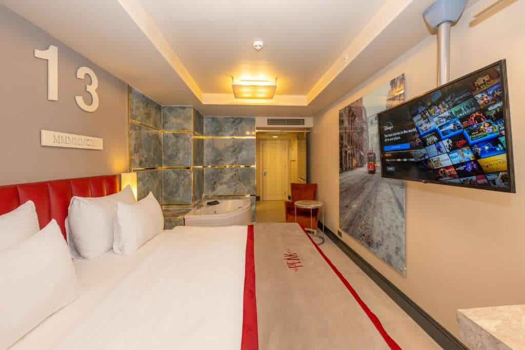 Ramada By Wyndham Istanbul Pera Taksim - 38