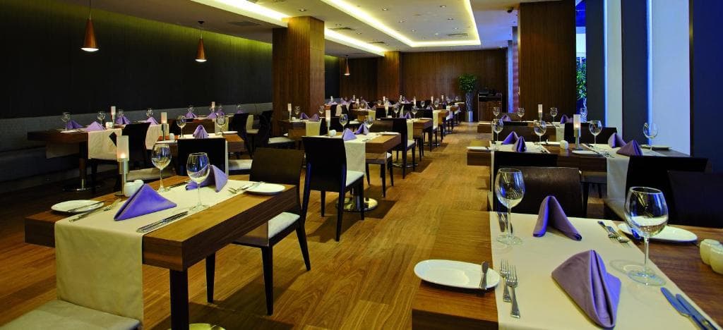 Crowne Plaza Istanbul Harbiye by IHG - 18