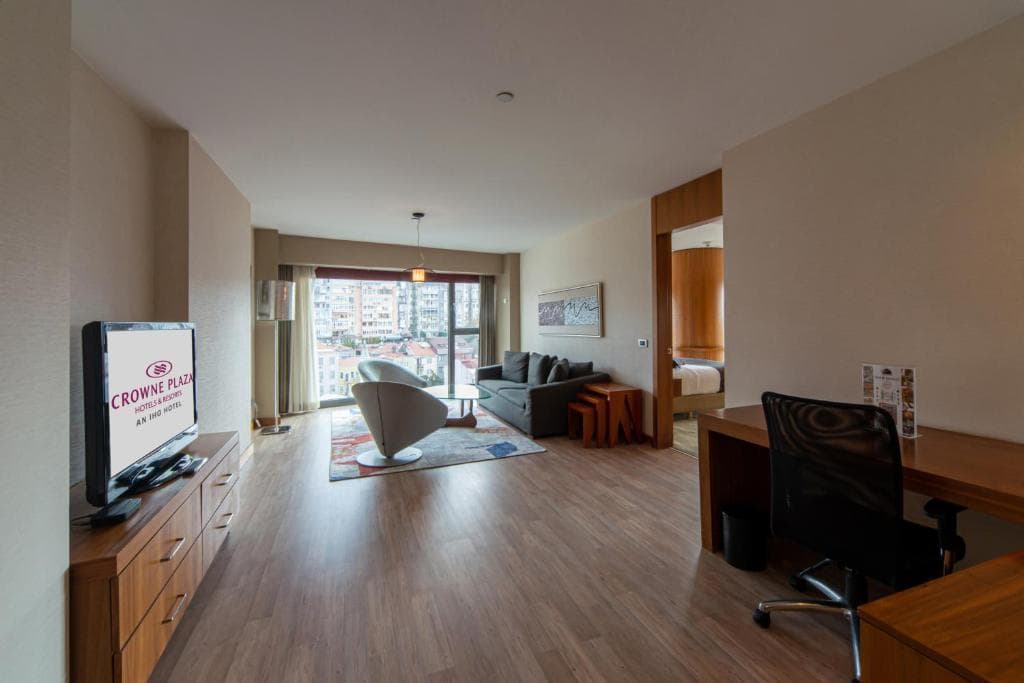 Crowne Plaza Istanbul Harbiye by IHG - 37