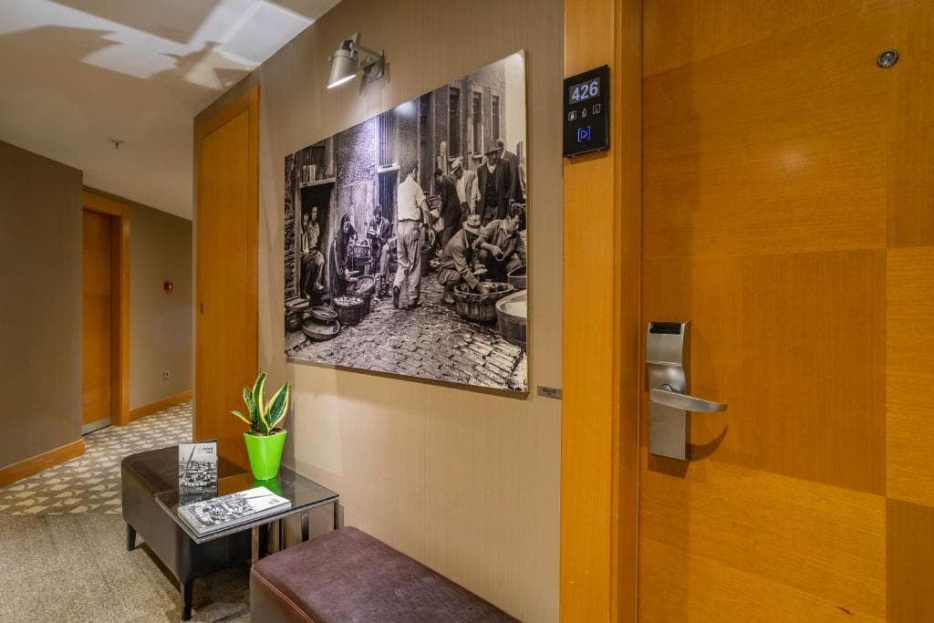 Point Hotel Taksim - 8