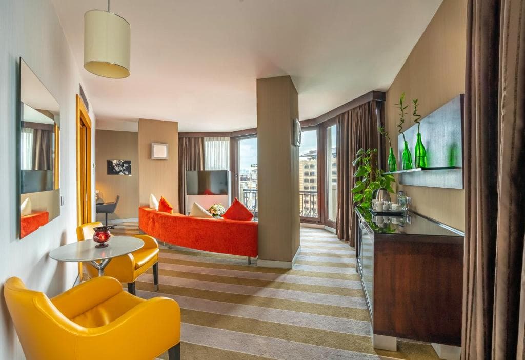 Point Hotel Taksim - 9