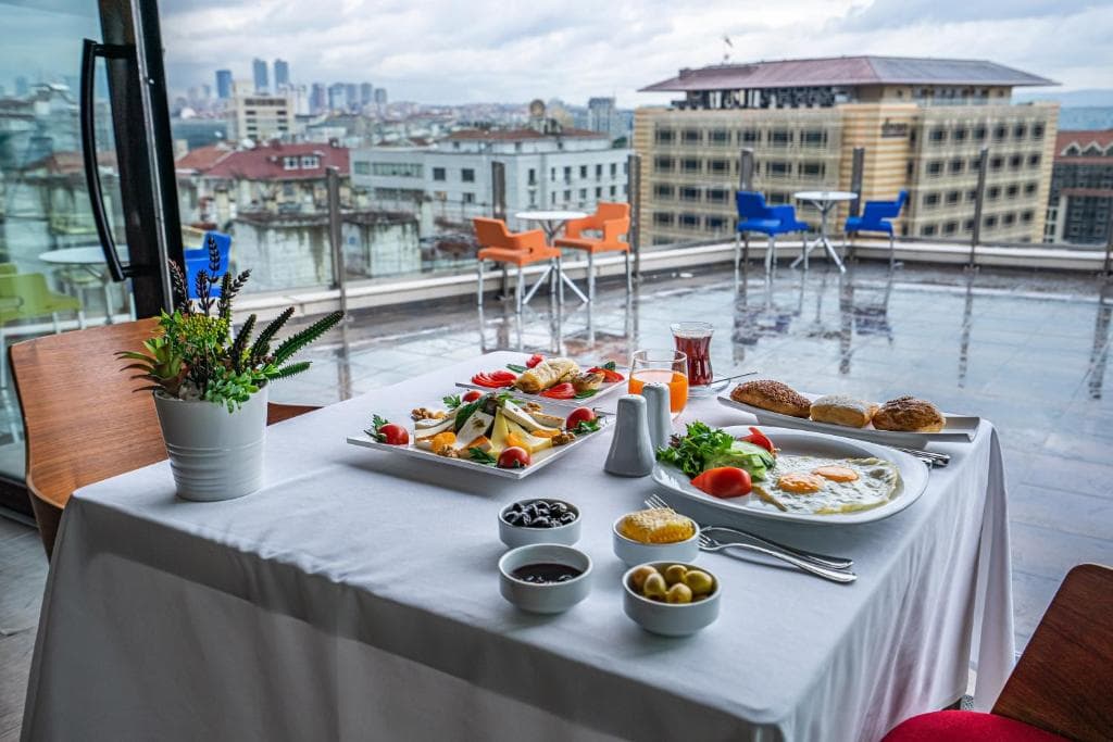 Point Hotel Taksim - 11