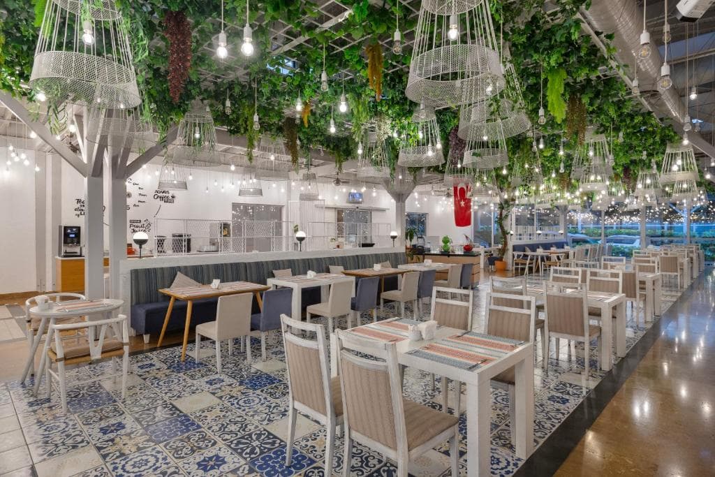 Ramada Plaza Antalya - 30