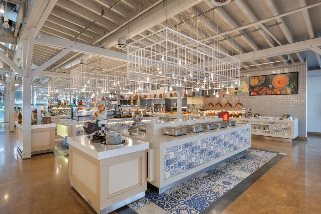 Ramada Plaza Antalya - 34