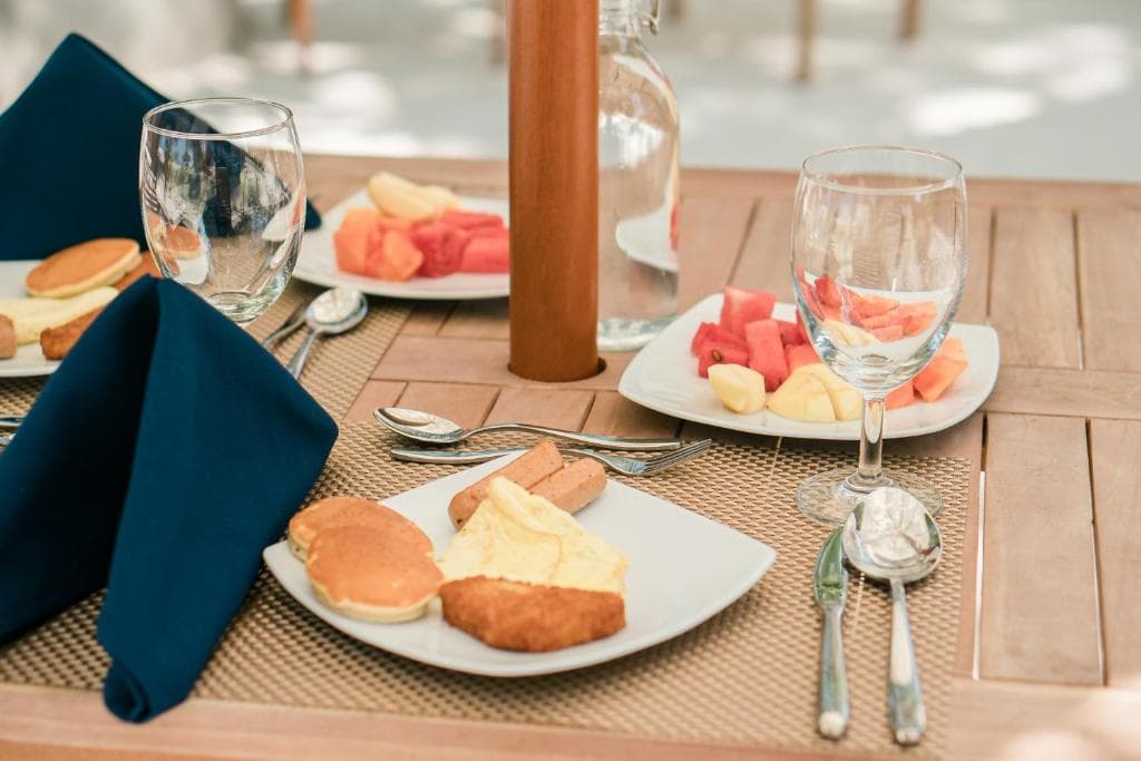 Ayala Ocean View Hotel - 20