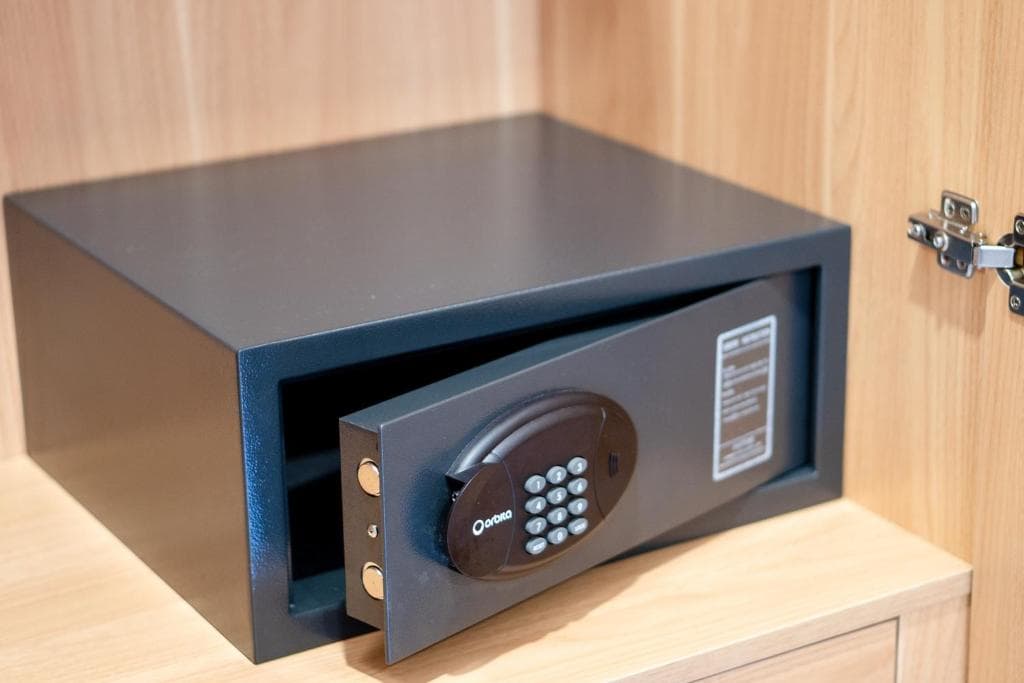 Ayala Ocean View Hotel - 27