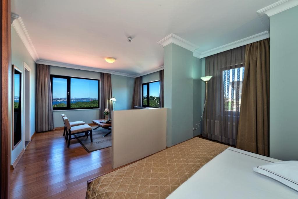 Agora Life Hotel - 8