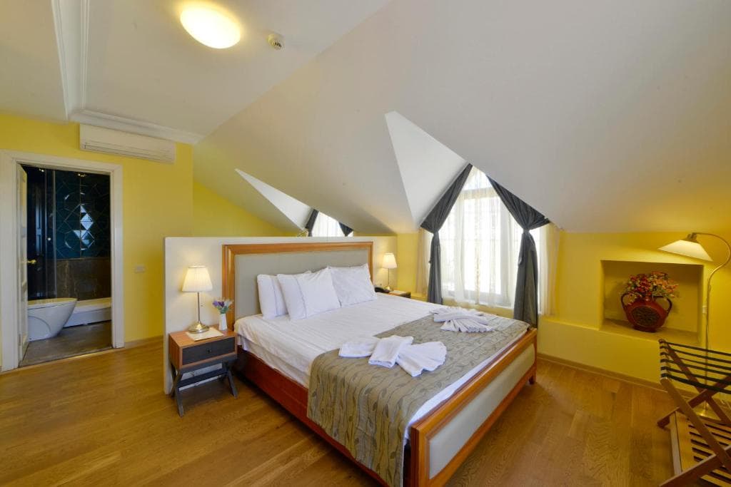 Agora Life Hotel - 17